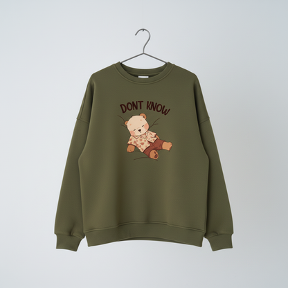 Don’t Know Bear Krem Sweatshirt